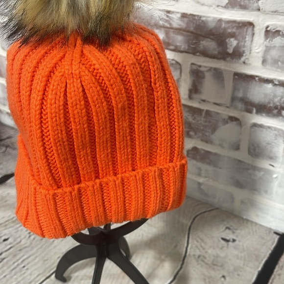 J. Crew pompom beanie - Picture 4 of 5